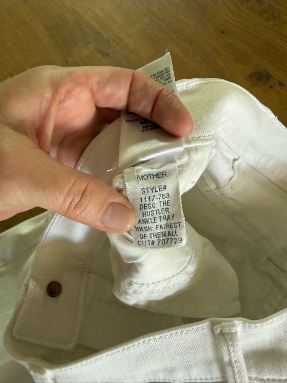 MOTHER High-Rise White Flare Jeans - Picture 8 of 8